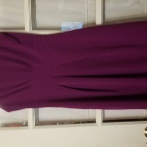 Tahari Dress Size 4 Excellent Condition